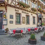 Altkoelnischer Hof 3*