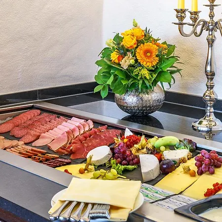 Altkoelnischer Hof Hotel 3*