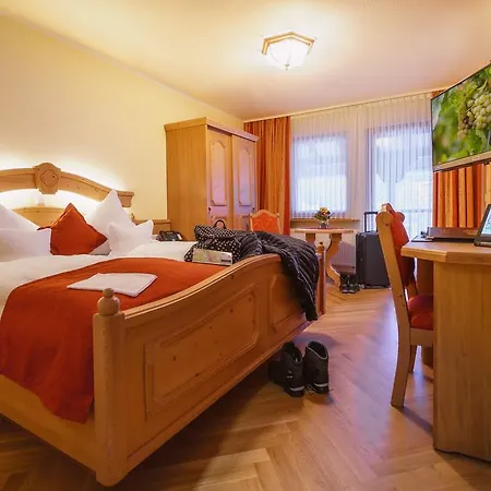 Hotel Altkoelnischer Hof 3*