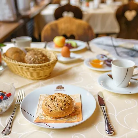 Hotel Altkoelnischer Hof 3*
