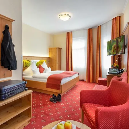 Altkoelnischer Hof 3*