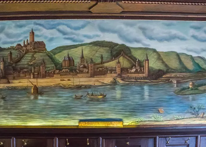 Altkoelnischer Hof 3*