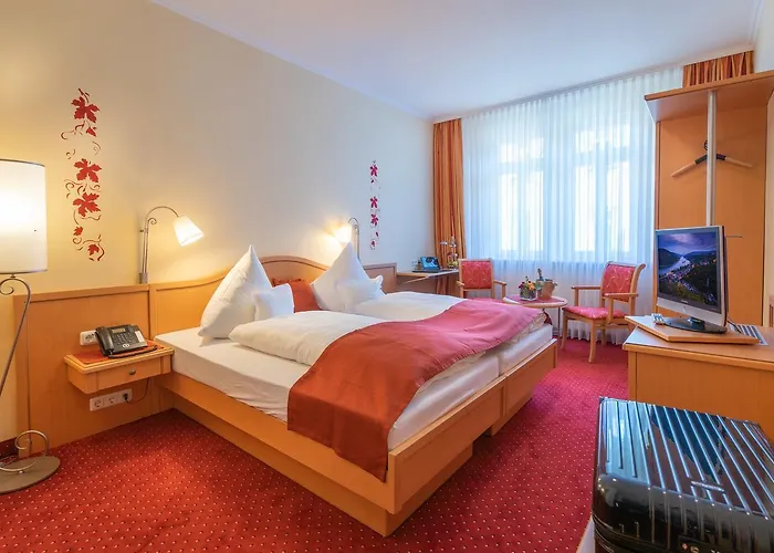 Altkoelnischer Hof 3*